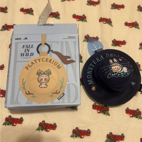 POP MART Accessories - Popmart Fall in wild Monstera Deliciosa Navy Bucket Hat with Embroidered Patch